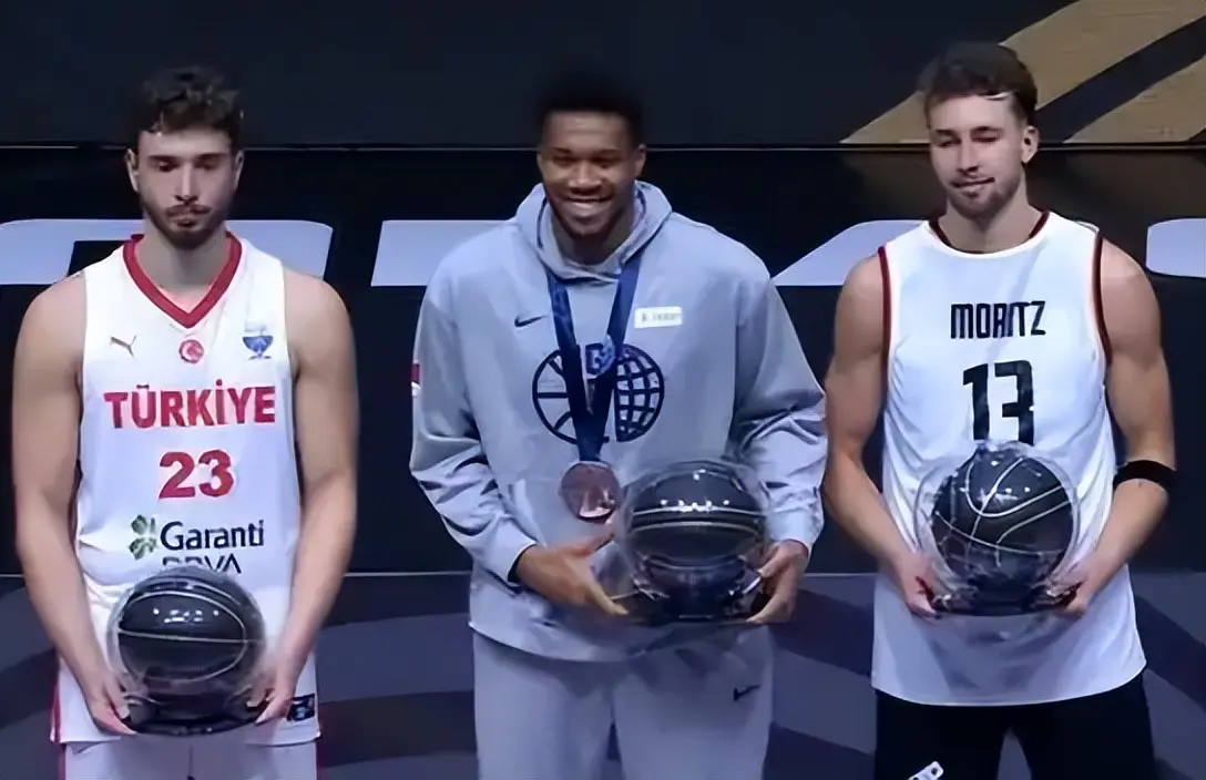 迎回卡佩拉, 杜兰特在关